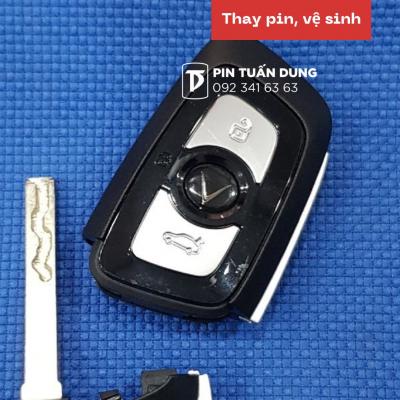 [PTD] Thay pin điều khiển xe VinFast Lux A2.0